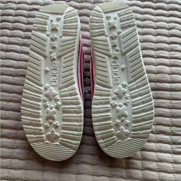 HEY DUDE WALLY YOUTH PATRIOTIC‎ YOUTH SHOES SIZE Y2-L3 EUC SUPER COOL SHOES - Picture 12 of 16